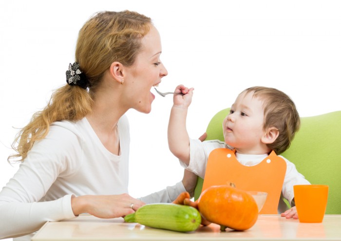 Como a alimentação da mãe influencia o bebê na Introdução Alimentar